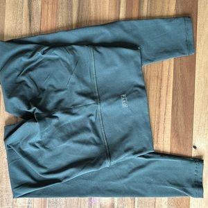 Fleo super high legging size small